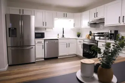 Image de 5br Serene Retreat Near Cle - Dogs Welcome Airport