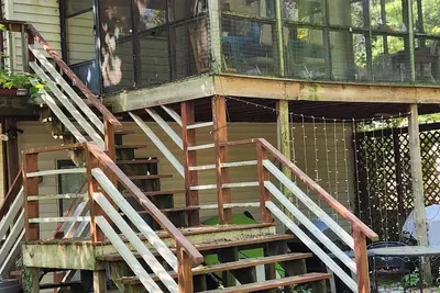 Image de Sunny and spacious water view/access home in Annapolis.