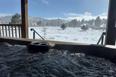 Image de Log cabin - Hot Tub - Fire Pit