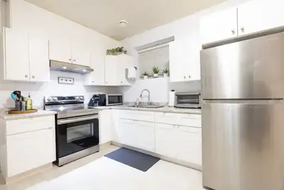 Image de Modern & classy Surrey central