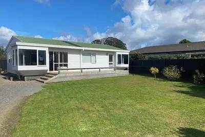 Image de Summer Boathouse