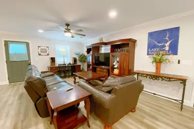 Image de monthly 40% discount, hartwell lake side home & pet