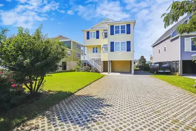 Image de Ch219c- Beautiful Canal front - Kill Devil Hills - Saturday Check In!