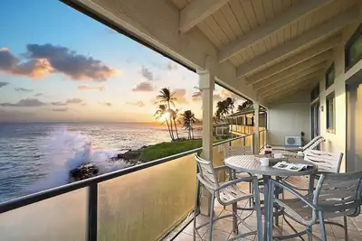 Image de Makahuena 5201 - Oceanfront Suite on the water!
