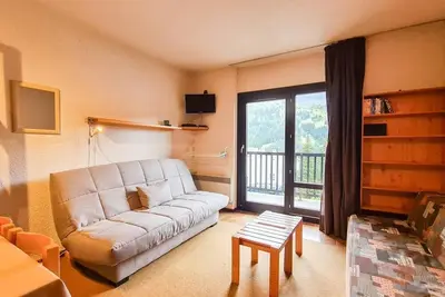 Image de À 200m des pistes de ski, 1er étage, balcon, télévision, casier à ski, 25m², Flaine