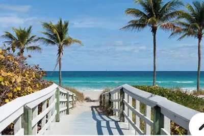 Image de Convenient Location. New Apartment! ! Madeira Beach