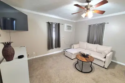 Image de Ridgely- Cozy, contemporary