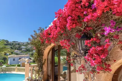 Image de Magnifique villa espagnole avec vue sur vallée, piscine privée - rénovée en 2023