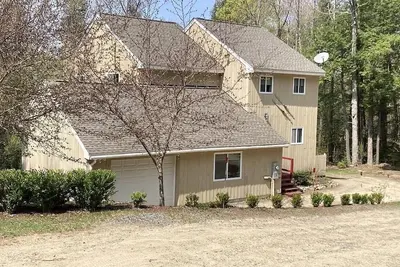 Image de Renovated 4-Season Mountain Retreat in the Heart of the White Mountains