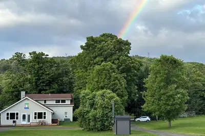 Image de Reconnect with loved ones, nature, yourself, Recharge  your spirit and your Ev!