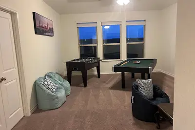 Image de Lush 7-Br, Home Theater/Game Room near Seaworld/Six Flags --St2-