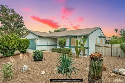 Image de Comfy 2bd/2ba Casa Palmera, Near Park & Pool in Tucson - Low Summer Rates! 🏡