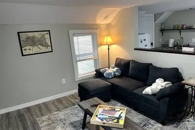 Image de 906 Superb Spot- Bluff St Flat