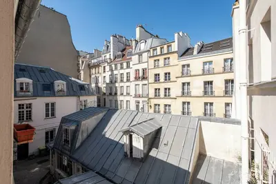 Image de Atypique et calme dans le marais