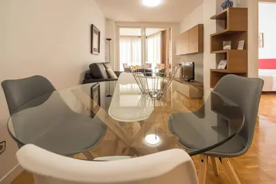 Image de Apartamento a 2 Minutos Caminando de la Clínica Universitaria