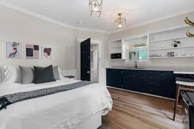 Image de Studio 2 ~ Private Bdrm, Minimalistic Feel