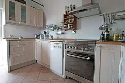 Image de Gemütliche Ferienwohnung mit Meerblick in Altem Rustico in den Olivenhainen