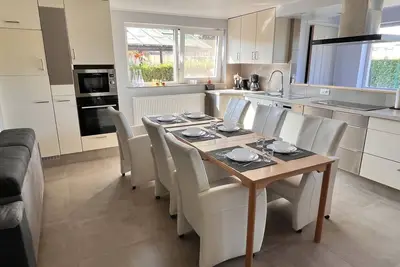 Image de Lovely house in Heers with 2 bedrooms