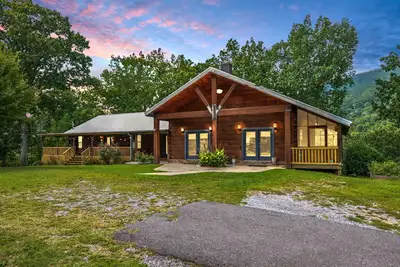 Image de Family-Friendly Lodge: Rustic Charm, Near Chattanooga!