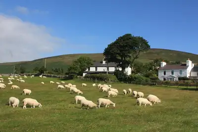 Idyllic Rural Cottage with great panoramic views - 5 min from Laxey