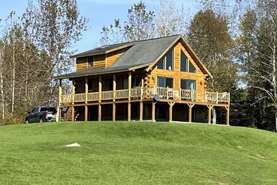 Image de Log Cabin on 6 acres w direct snowmobile trail access, Mountain views & sunsets
