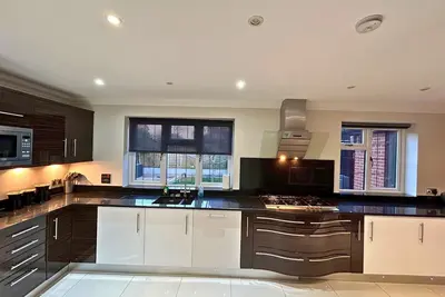 Image de Binfield: Beautiful Five Bedroom (Three Bath) House