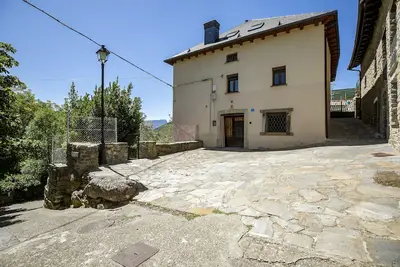 Image de Casa Feli: Apartamento con JardĂn Privado en los Pirineos