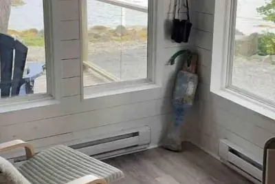 Image de the Island - A Charming Island Cottage and Bunkie