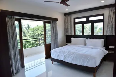 Image de Miramar Beach-side 3bhk Fully Furnished Apartment