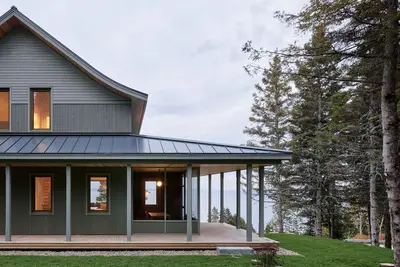 Image de Villa familiale en montagne avec vue sur le fleuve