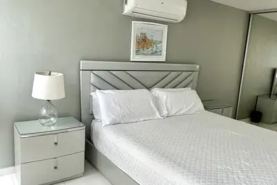 Image de Apartment in Heart of Condado - Very Close to the Beach!