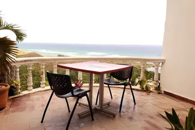Image de Best ocean view 1 bedroom long term opportunity