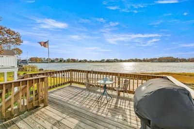 Image de Beach Pass-Charming Waterfront Cottage in Wareham