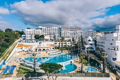 Image de Beachfront 5-Star Resort! 3 Comfortable Units, Outdoor and Indoor Pool!