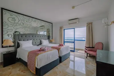 Image de Explore Albufeira Marina! Four Spacious 1br with Full Kitchens, Ocean View!