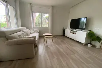 Image de Fantástica Casa con Piscina a 5 Minutos a pie del mar