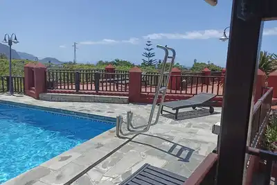Image de Villa 'The Palm' avec piscine privée, terrasse privée et Wi-Fi