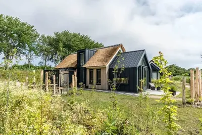 Image de Soleil, mer, sable, vent, ammophile - ce chalet pour 4 personnes incarne la pure sensation de plage