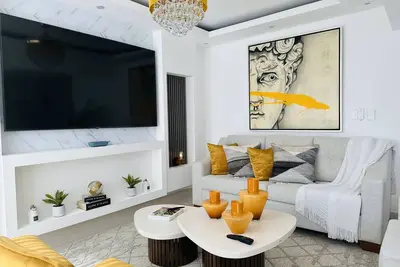 Image de This apartment is a 3 bedroom(s), 2 bathrooms, located in Santiago De Los Caballeros, Santiago.