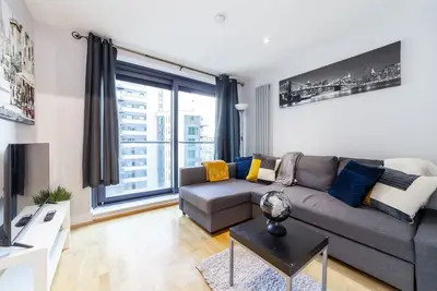 Image de Comfy 2br flat w/ balcony in Canary wharf<br>