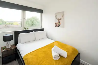Image de 4 Bed Maisonette Contractors Lewisham Greenwich Zone 2 Parking