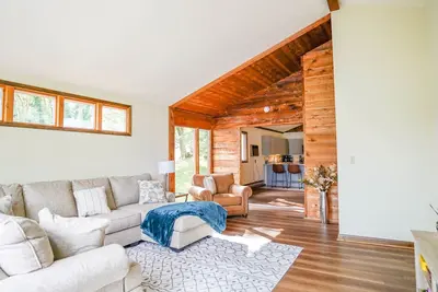 Image de Lakeview Landing, pet friendly lake front home on Boone Lake