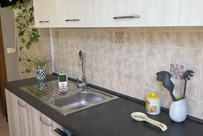 Image de Cozy two-room apartment just minutes from the sea