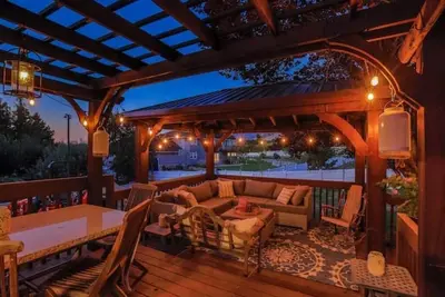 Image de Spacious home w\/hottub & close to canyons & trails