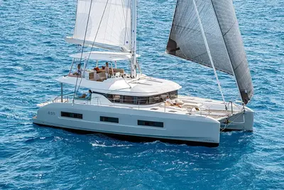 Image de Valinor- Luxury Crewed Yachting Experience in Bvi