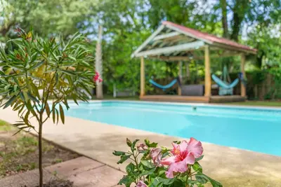 Image de Private Paradise Pool and Arcade! <br>Home away from home for the family.