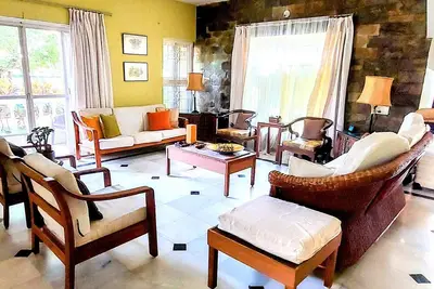 Image de Unparalleled Luxury Villa with Pristine Pool, and Resort-Style Amenities! 🌟✨🏡<br>