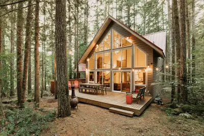 Image de Glacier Springs Cabin #40 - Wi-Fi - Hot Tub