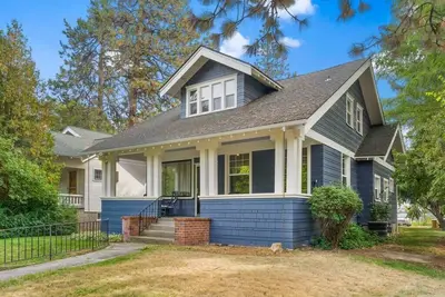 Image de Craftsman Crush | Comfy, Stylish, Close to It All