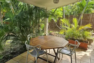 Image de Ylang 1 face à la mer